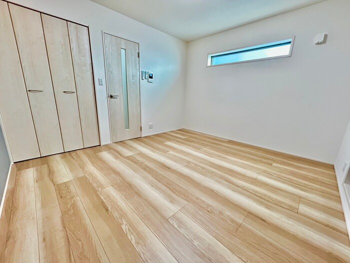 物件内観写真8　(居室)