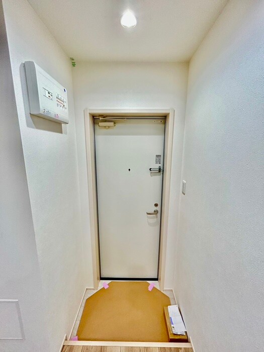 物件内観写真22　(玄関)