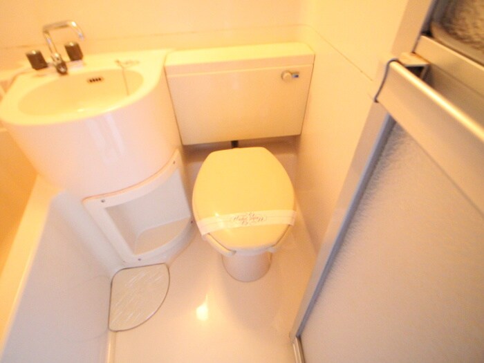 物件内観写真12　(トイレ)