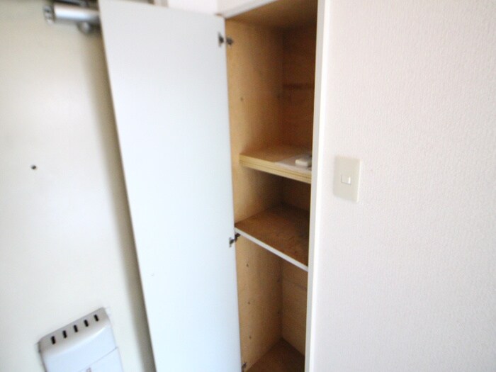 物件内観写真15　(靴箱)