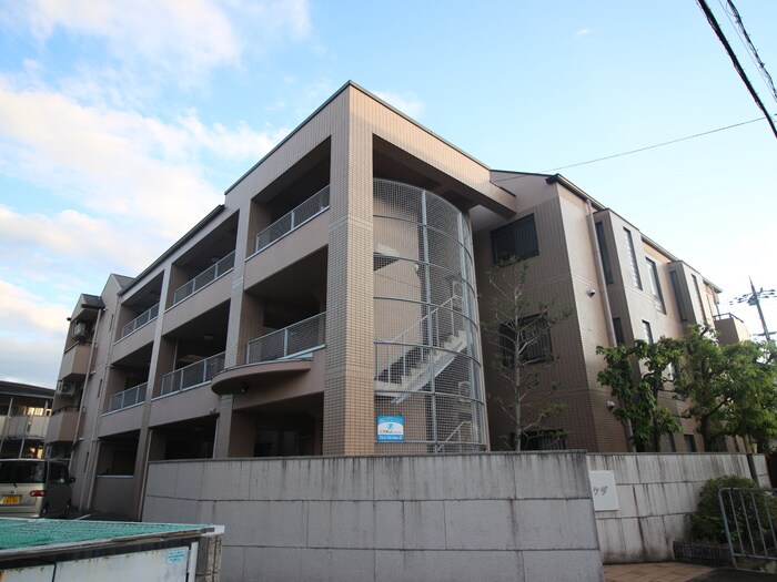 物件外観写真4　(外観写真)