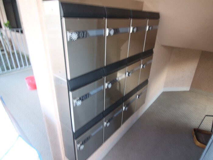 物件外観写真6　(建物設備)