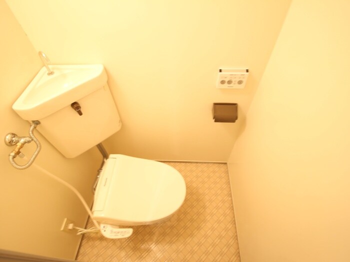 物件内観写真12　(トイレ)