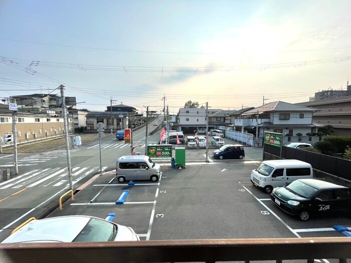 物件内観写真17　(室内からの展望)