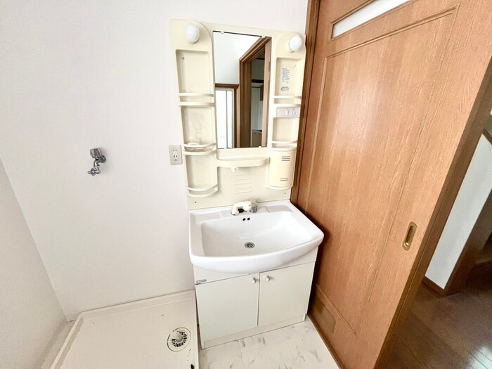 物件内観写真11　(洗面)