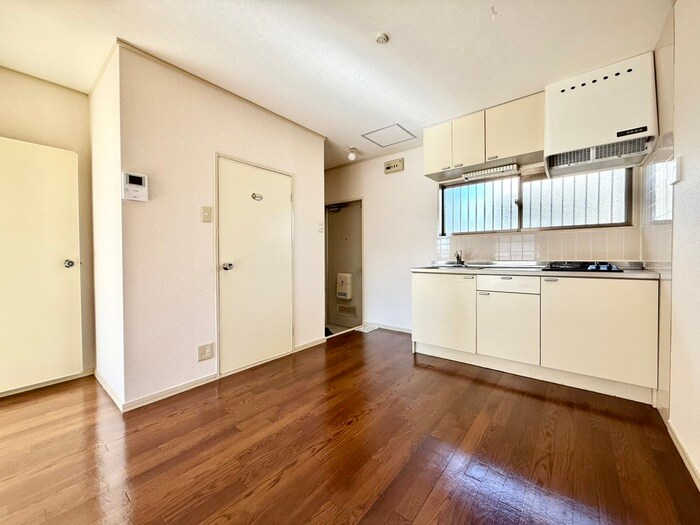 物件内観写真9　(居室)