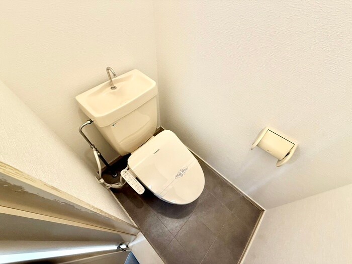 物件内観写真12　(トイレ)