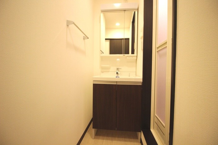 物件内観写真10　(洗面)