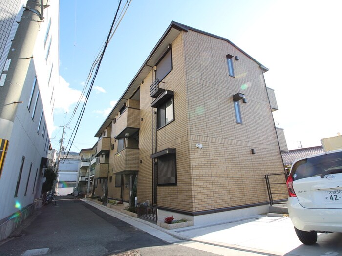 物件外観写真2　(外観写真)