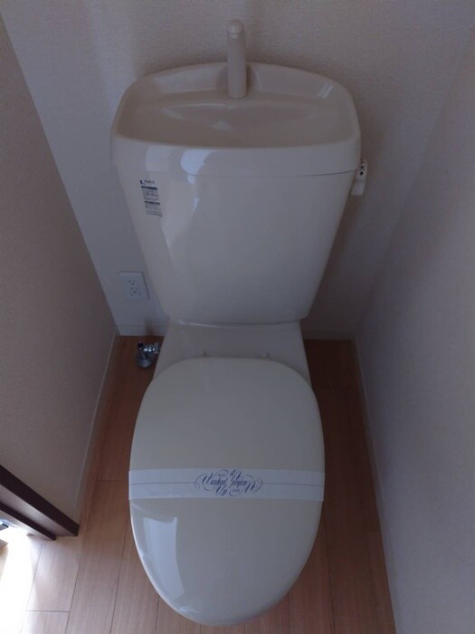 物件内観写真9　(トイレ)