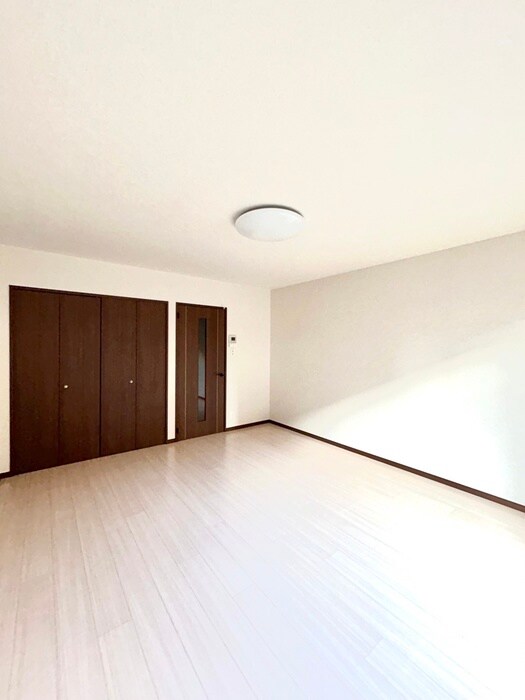 物件内観写真12　(居室)