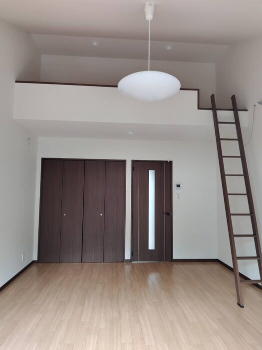 物件内観写真13　(居室)