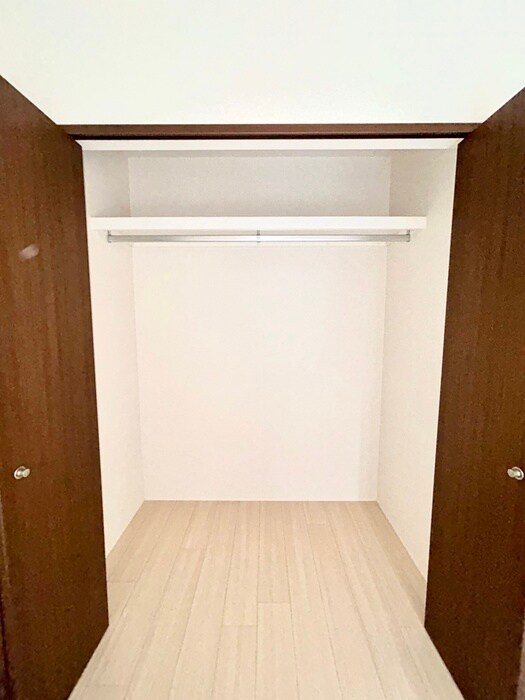 物件内観写真16　(収納)