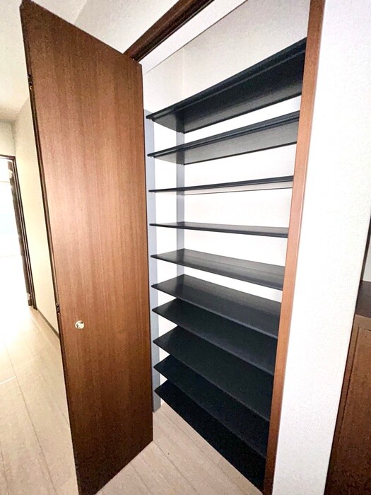 物件内観写真17　(収納)