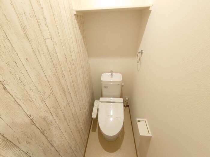 物件内観写真15　(トイレ)