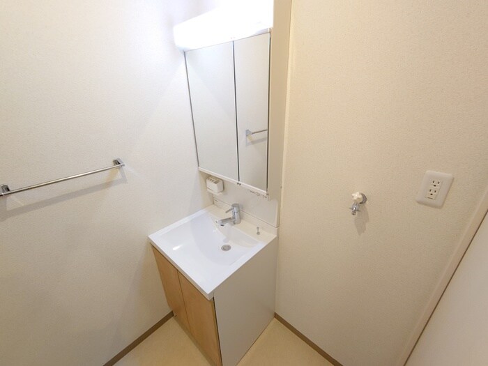 物件内観写真16　(洗面)