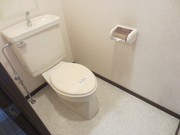 物件内観写真11　(トイレ)