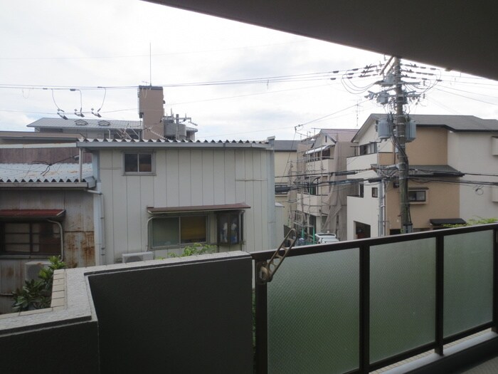 物件内観写真18　(室内からの展望)