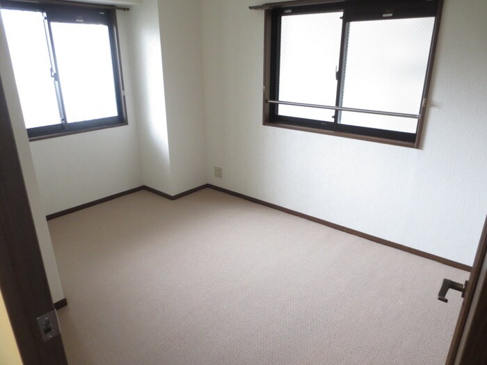物件内観写真20　(居室)