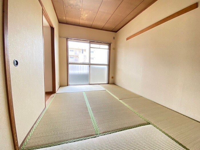 物件内観写真11　(居室)