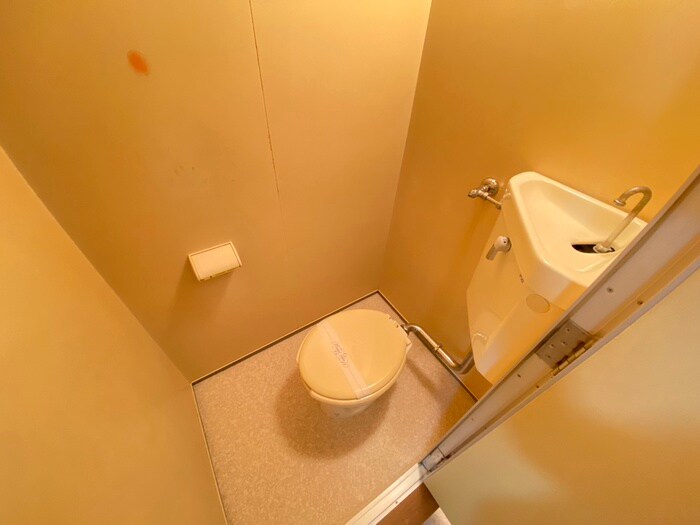 物件内観写真16　(トイレ)