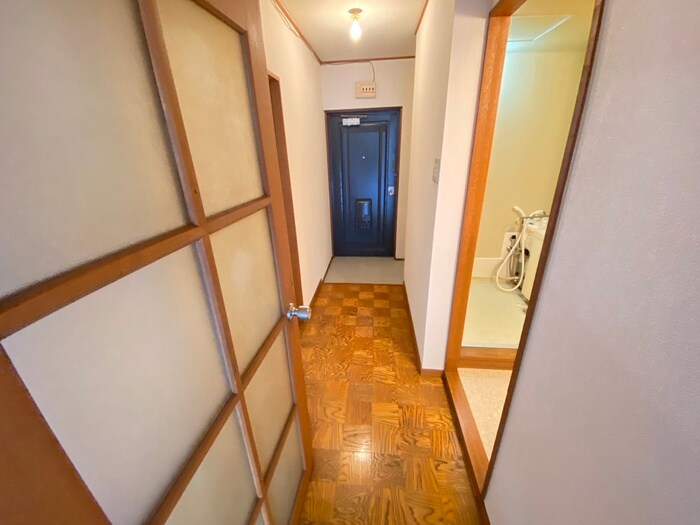 物件内観写真19　(廊下)