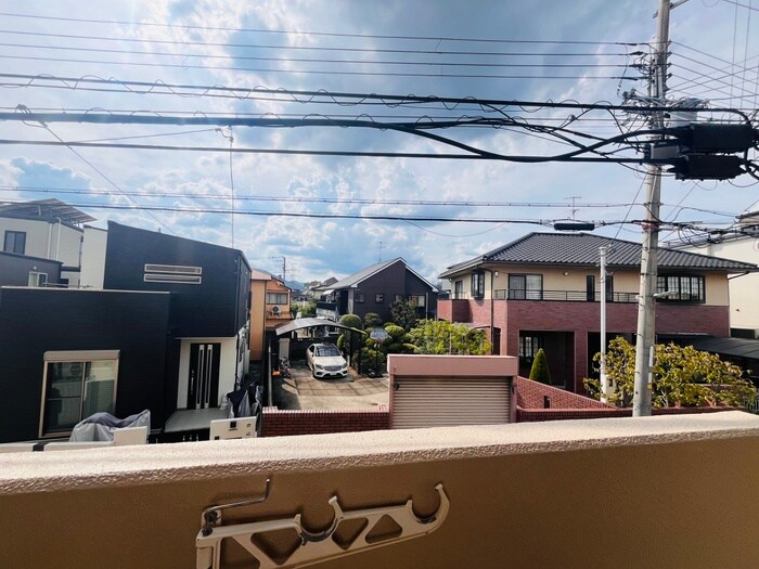 物件内観写真17　(室内からの展望)