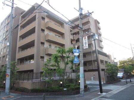 ｻﾝﾒｿﾞﾝ新森小路ｳﾞｨｱﾌｫﾚｽﾀ(402)外観写真
