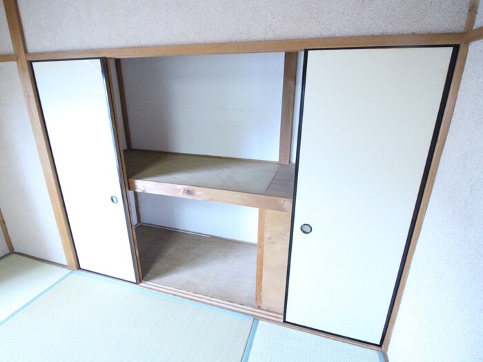 物件内観写真8　(収納)
