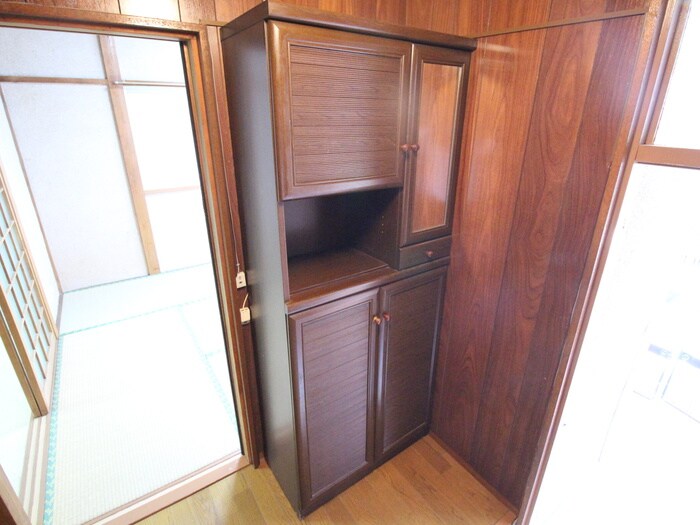 物件内観写真9　(玄関)