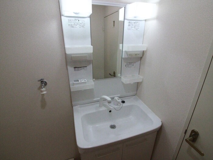 物件内観写真10　(洗面)