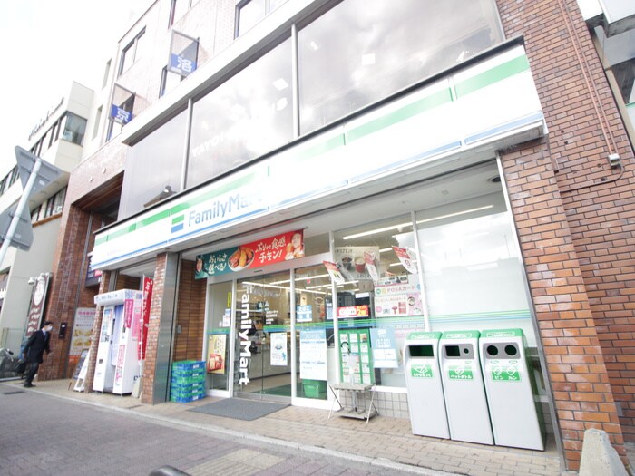 ファミリーマート阪急桂駅前店