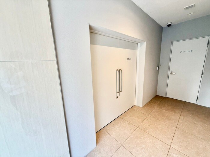 物件外観写真4　(建物設備)