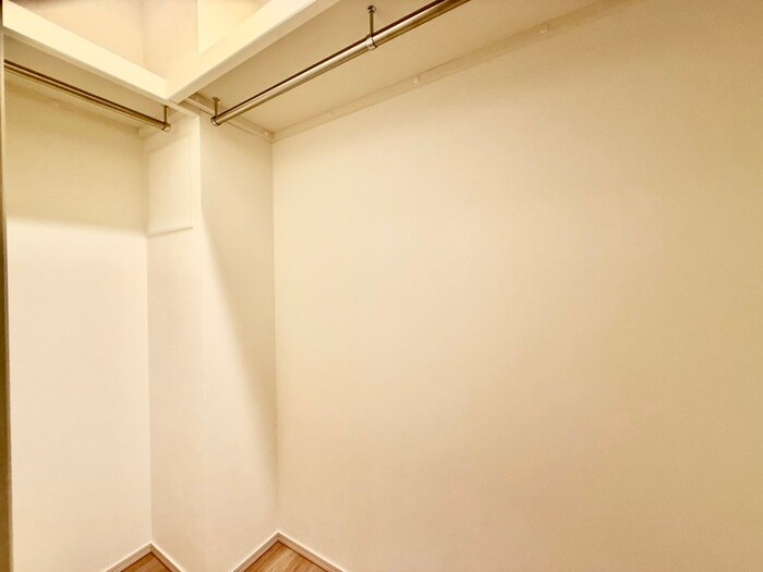 物件内観写真10　(収納)