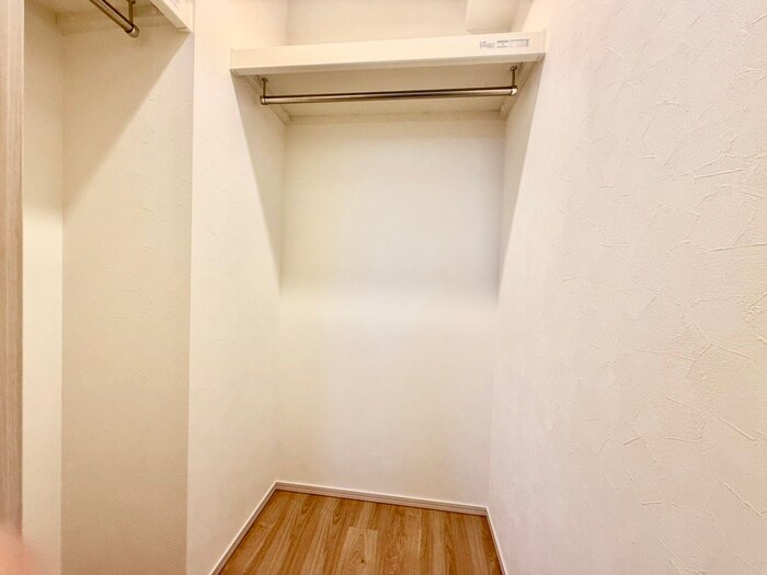 物件内観写真17　(収納)