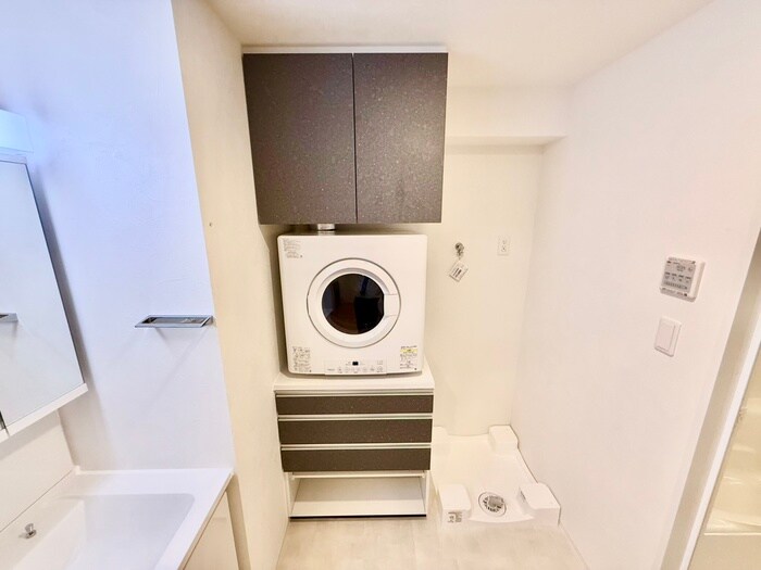 物件内観写真20　(洗濯機置場)