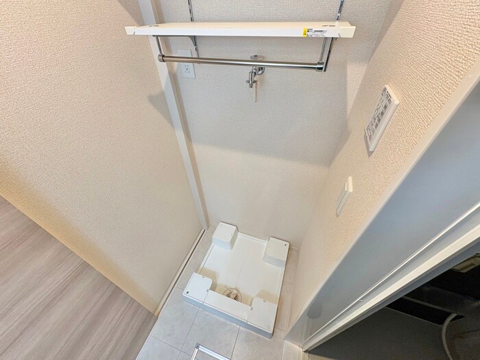 物件内観写真13　(洗濯機置場)