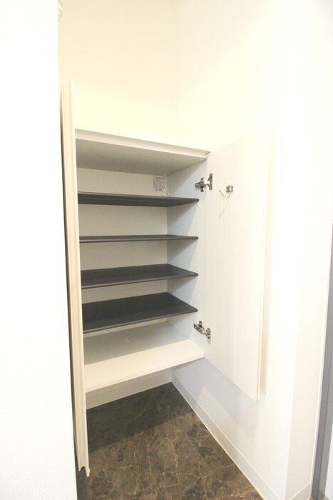 物件内観写真16　(靴箱)