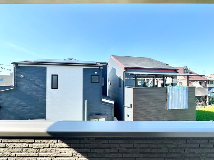 物件内観写真16　(室内からの展望)