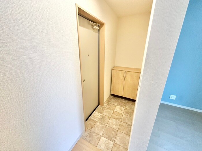 物件内観写真17　(玄関)