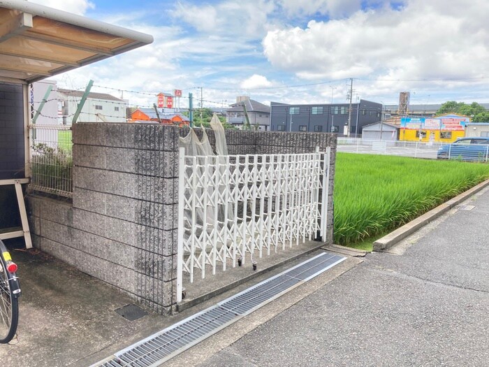 物件外観写真3　(建物設備)