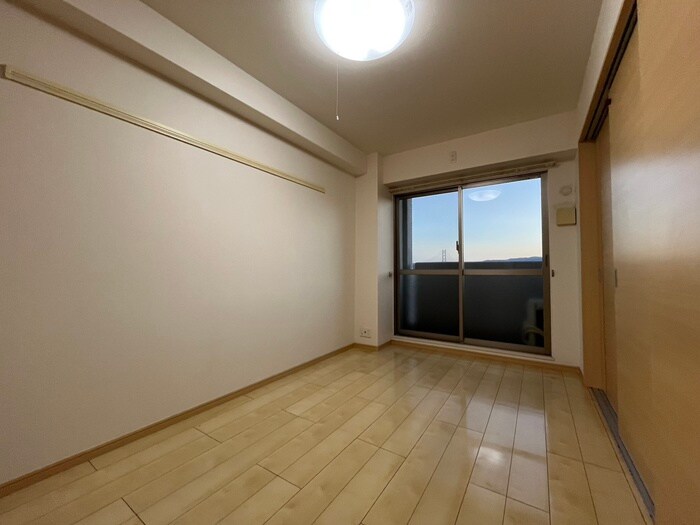 物件内観写真12　(居室)