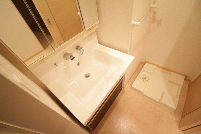 物件内観写真13　(洗面)