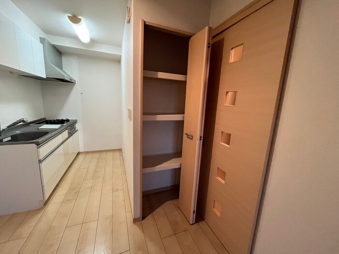 物件内観写真18　(居室)