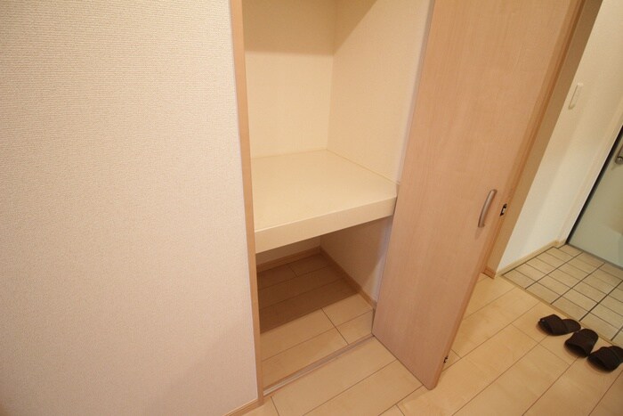物件内観写真20　(収納)