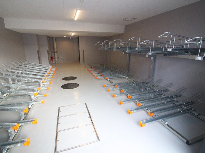 物件外観写真3　(駐輪場)