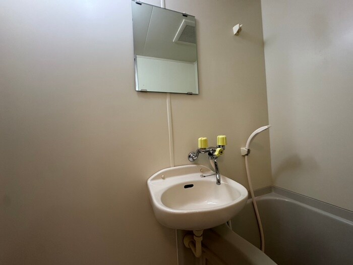 物件内観写真13　(洗面)
