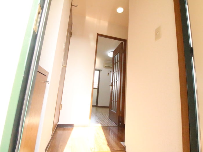 物件内観写真18　(廊下)