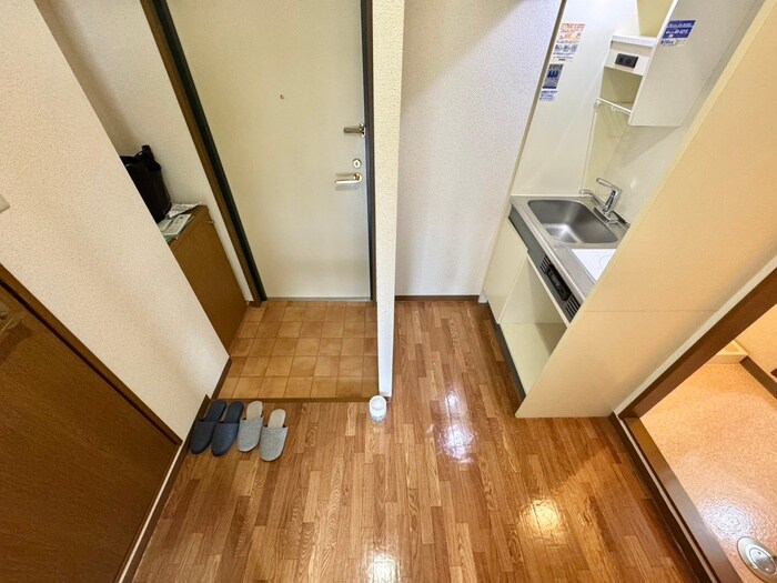 物件内観写真19　(廊下)