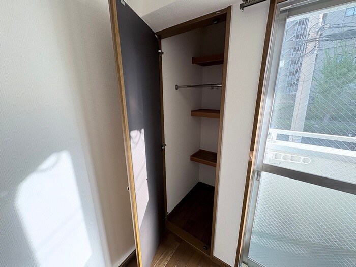 物件内観写真10　(収納)